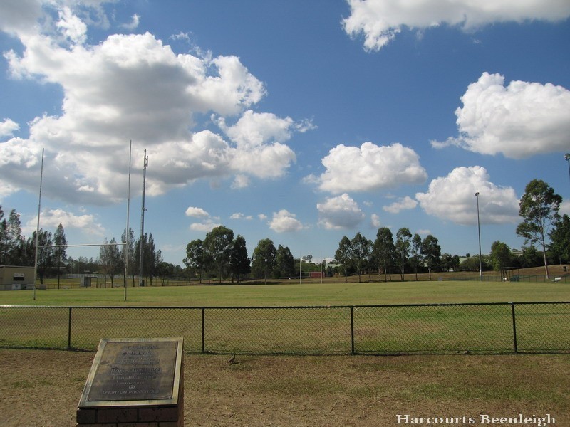 Edens Landing QLD 4207