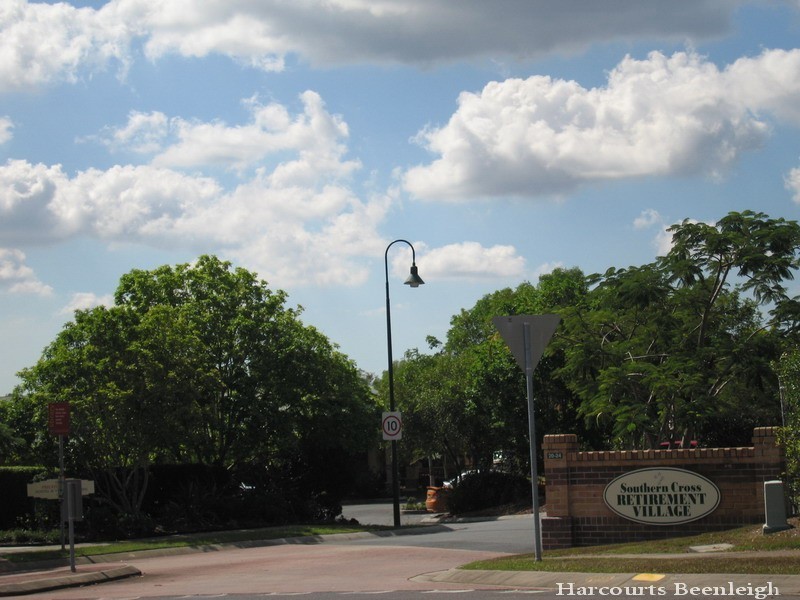 Edens Landing QLD 4207