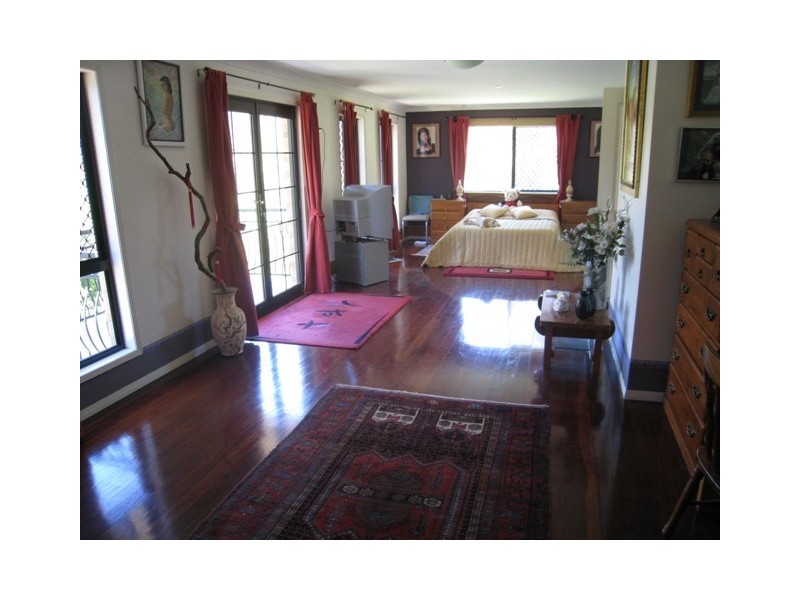 277 Tamborine Mountain Rd, Tamborine QLD 4270
