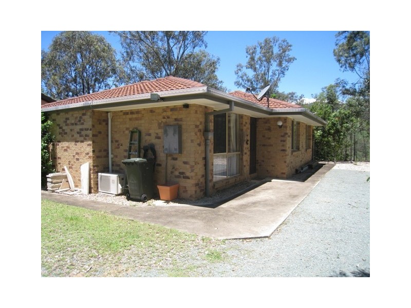 277 Tamborine Mountain Rd, Tamborine QLD 4270