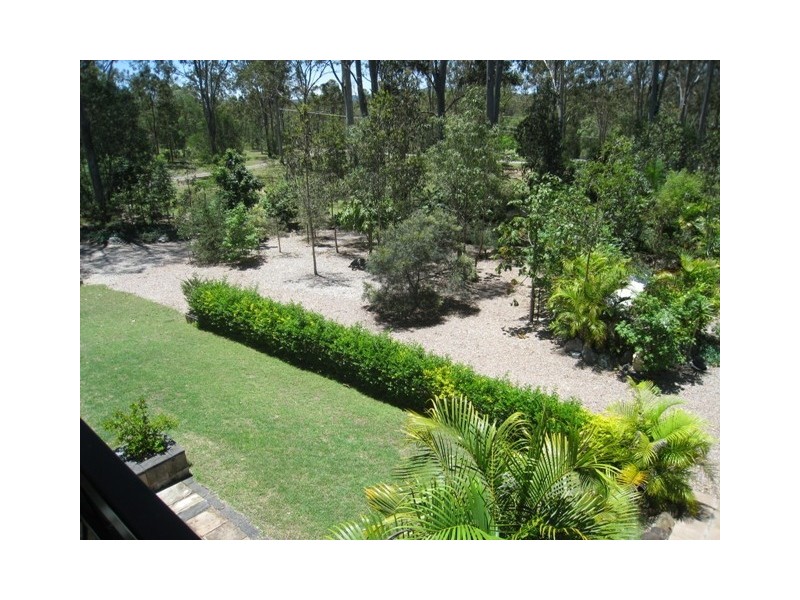 277 Tamborine Mountain Rd, Tamborine QLD 4270