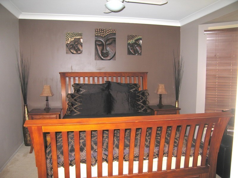 14 Duesbury Cr, Edens Landing QLD 4207