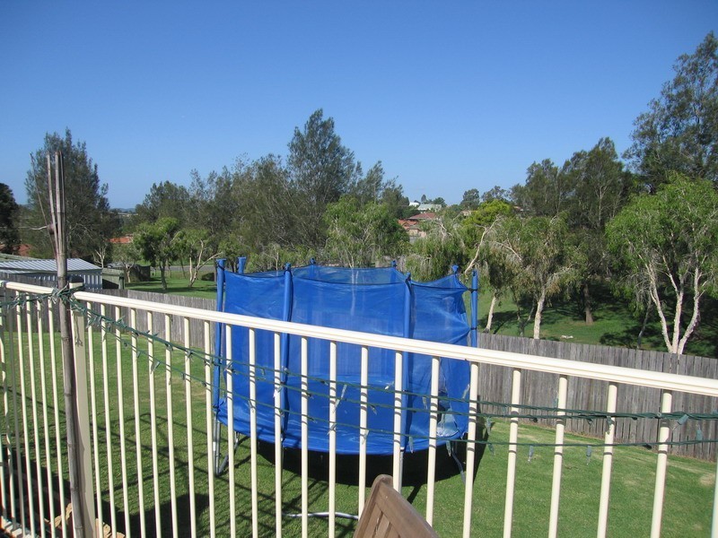 14 Duesbury Cr, Edens Landing QLD 4207