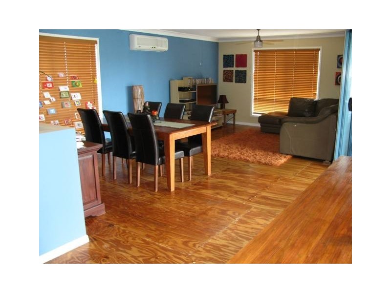 11 Tooraneedin Rd, Coomera QLD 4209