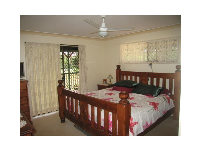 15 Maranoa Drive, Logan Village QLD 4207
