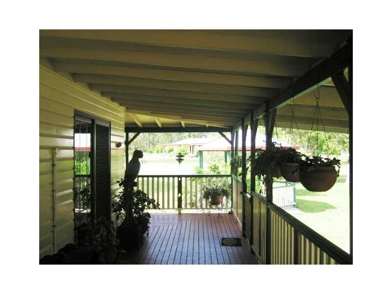 15 Maranoa Drive, Logan Village QLD 4207