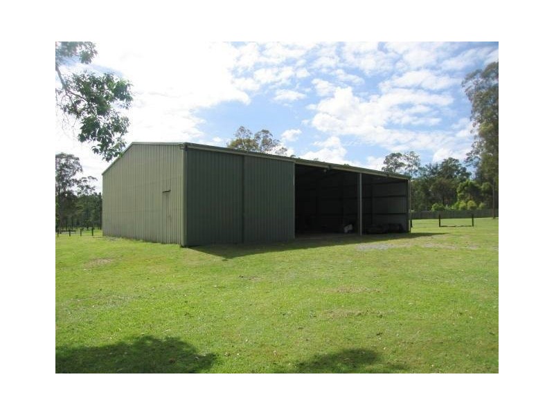 15 Maranoa Drive, Logan Village QLD 4207