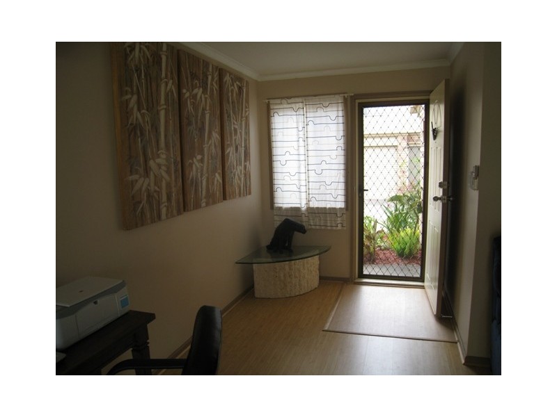 1/51 Station Rd, Bethania QLD 4205