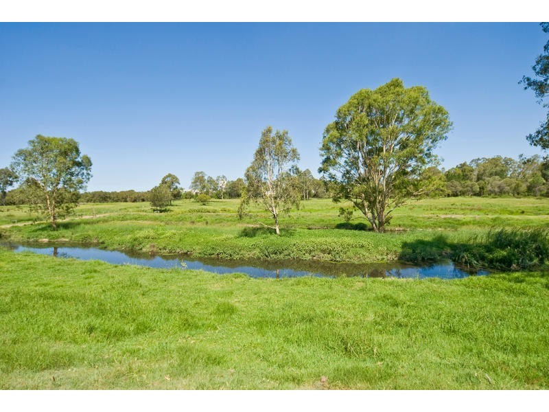 61 Holmview Rd, Beenleigh QLD 4207