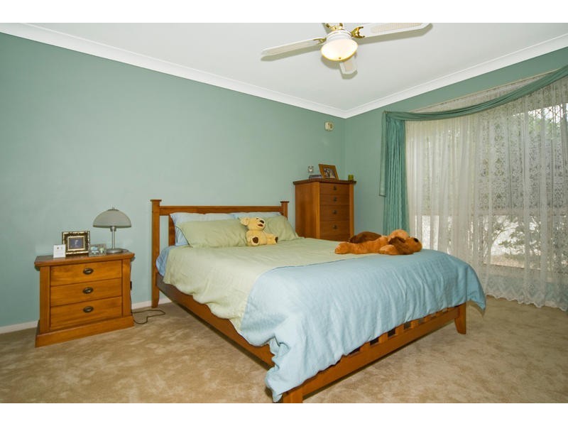 68 Yvonne Cresent, Mount Warren Park QLD 4207