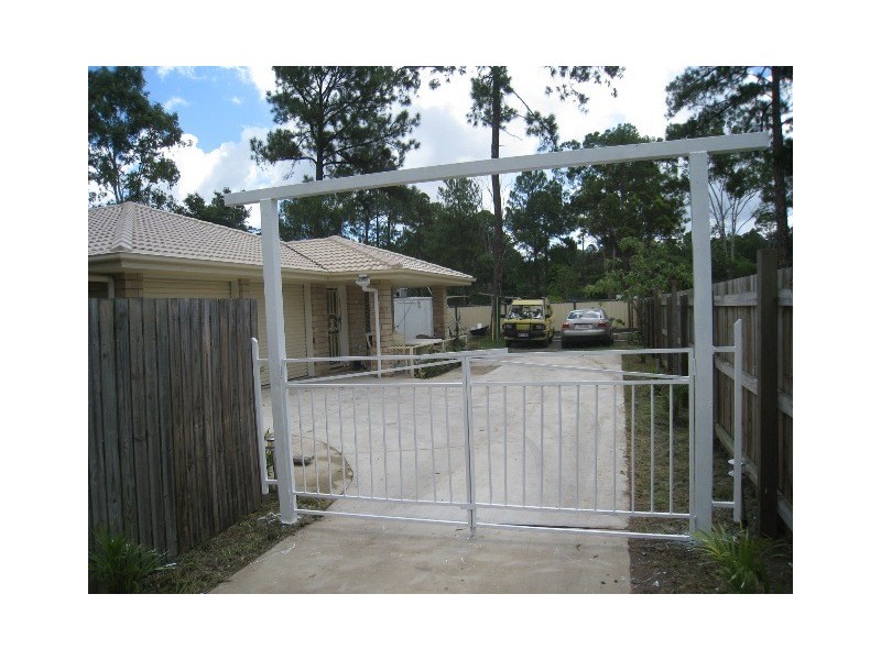 47 Spruce Street, Loganlea QLD 4131