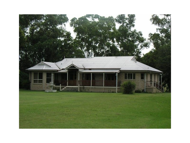 37 Sunbury Street, Buccan QLD 4207