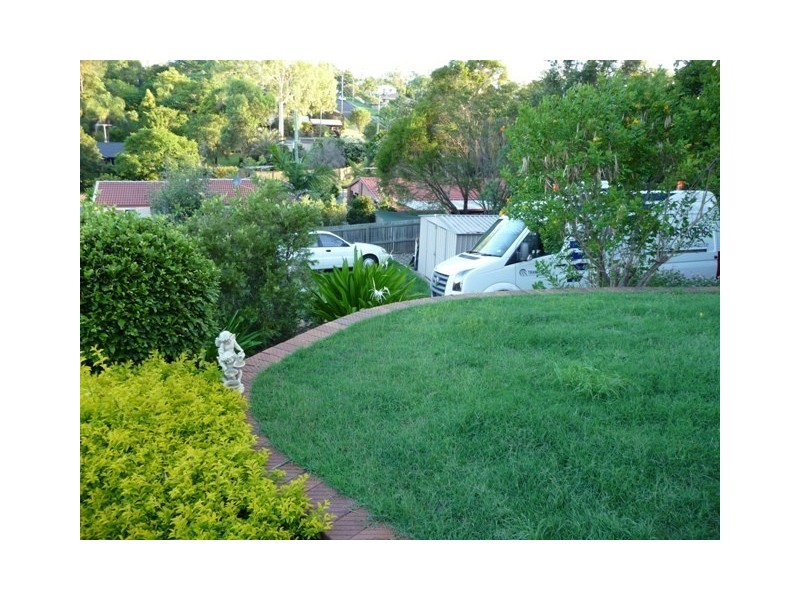 58 Avonmore Street, Edens Landing QLD 4207