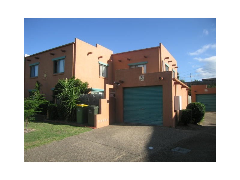 5/61 Harburg Drive, Beenleigh QLD 4207