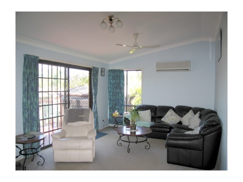 Edens Landing QLD 4207