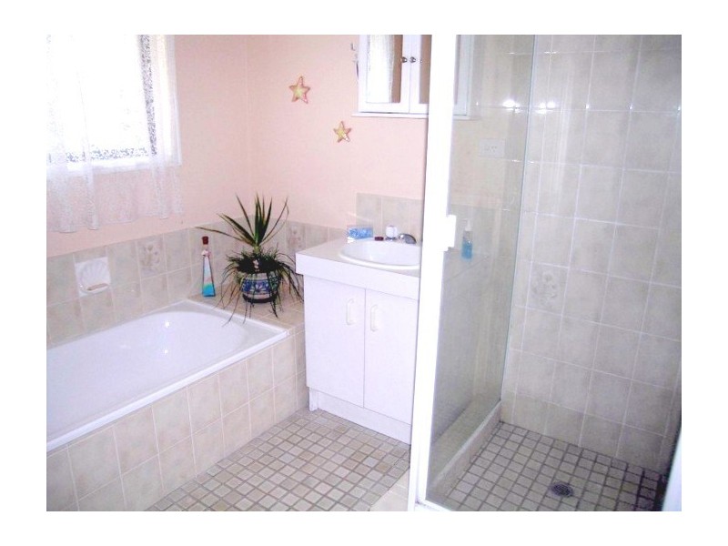 Edens Landing QLD 4207