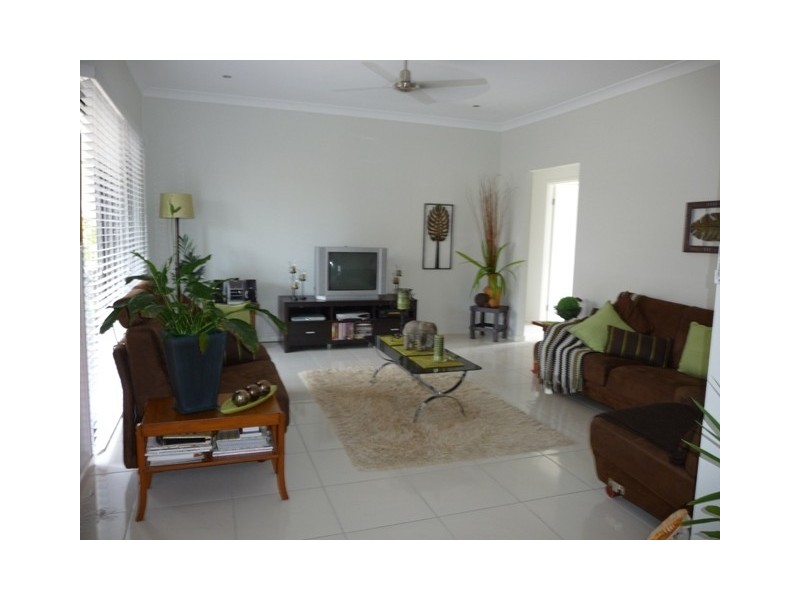 14 Sanctuary Pky, Waterford QLD 4133