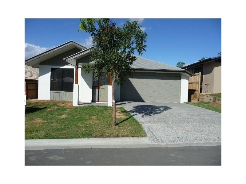 6 Bellthorpe Cres, Waterford QLD 4133