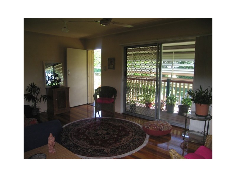 8 Darwin Street, Beenleigh QLD 4207