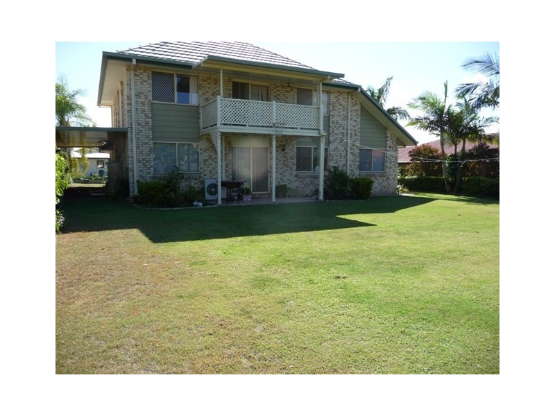 24 Wantana Cres, Edens Landing QLD 4207