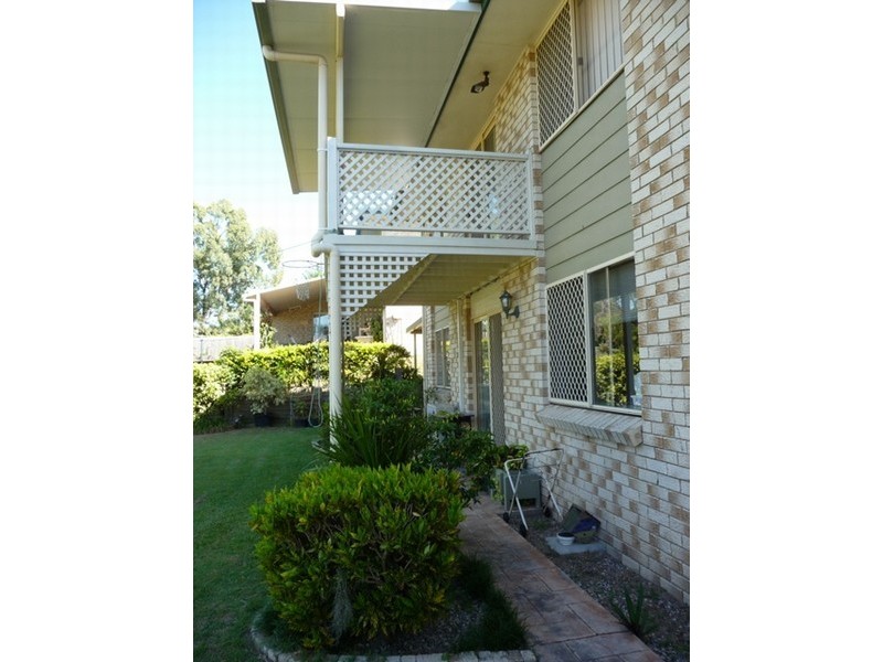 24 Wantana Cres, Edens Landing QLD 4207