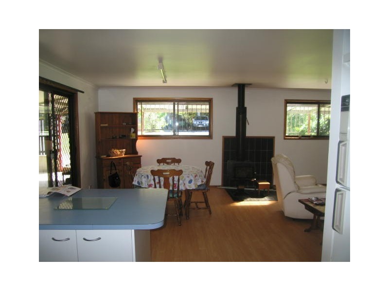 2 Jacqueline Rd, Buccan QLD 4207