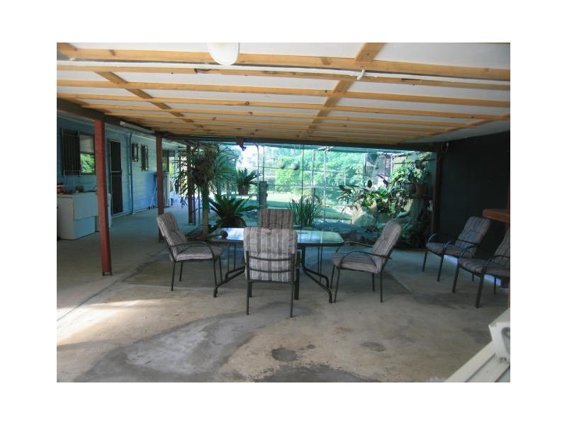 2 Jacqueline Rd, Buccan QLD 4207