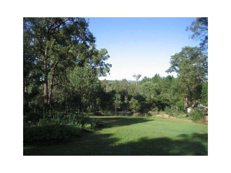 2 Jacqueline Rd, Buccan QLD 4207