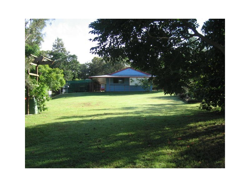 2 Jacqueline Rd, Buccan QLD 4207