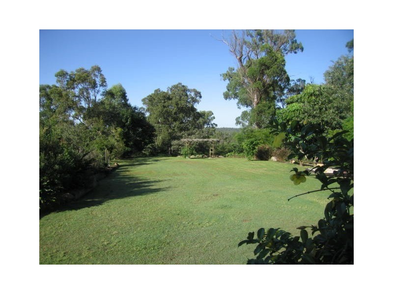 2 Jacqueline Rd, Buccan QLD 4207