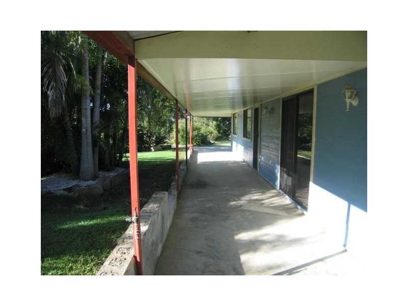 2 Jacqueline Rd, Buccan QLD 4207