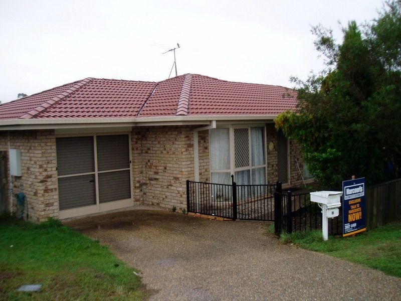 12 Eden Close, Edens Landing QLD 4207