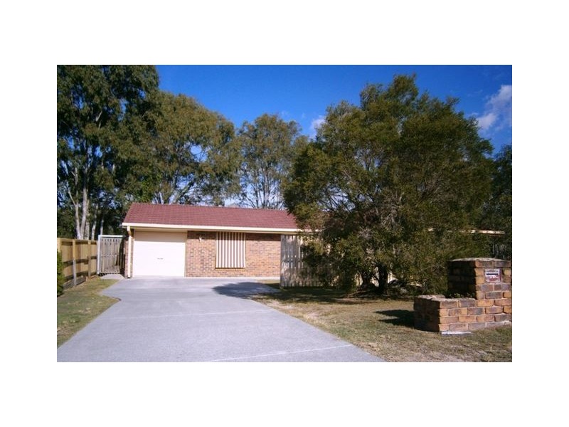 5 Maggie Court, Edens Landing QLD 4207