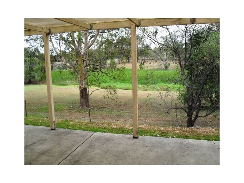 5 Maggie Court, Edens Landing QLD 4207