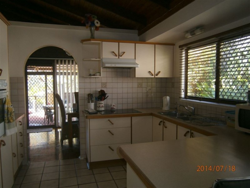 42 Louis St, Beenleigh QLD 4207