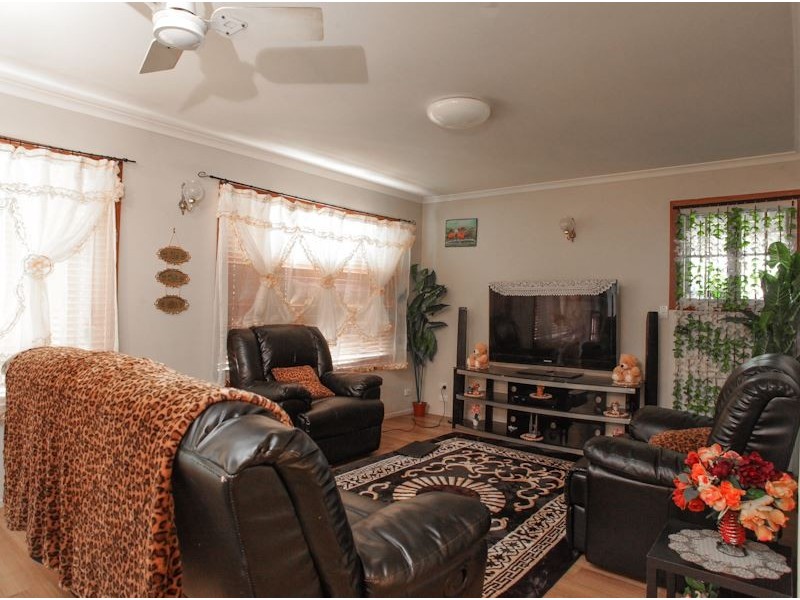 12 Ben-Lexcen Court, Mount Warren Park QLD 4207