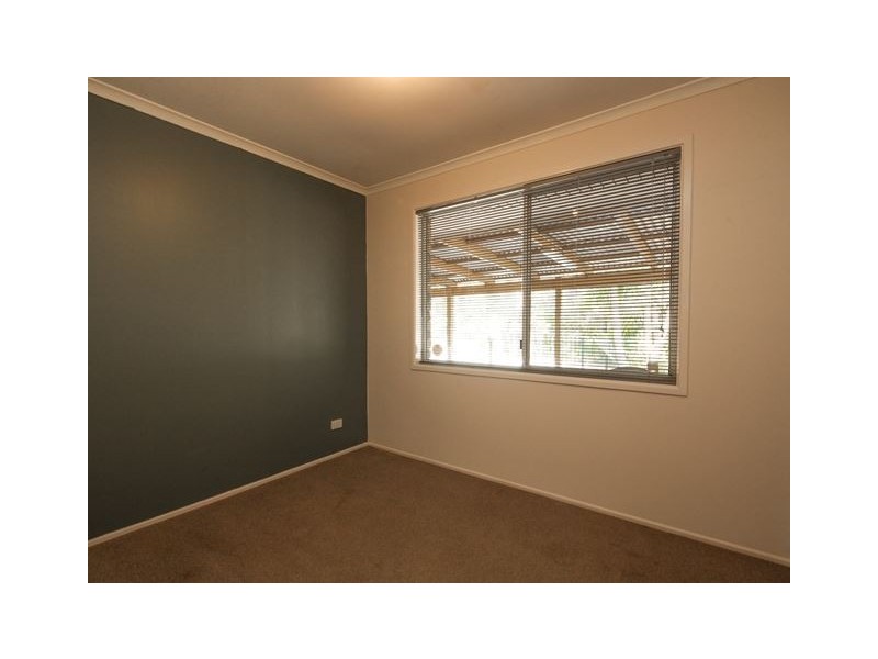 24 Ghostgum Ct, Park Ridge QLD 4125