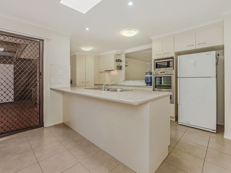 71 Riverhills Road, Middle Park QLD 4074
