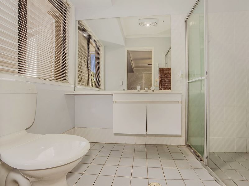 71 Riverhills Road, Middle Park QLD 4074