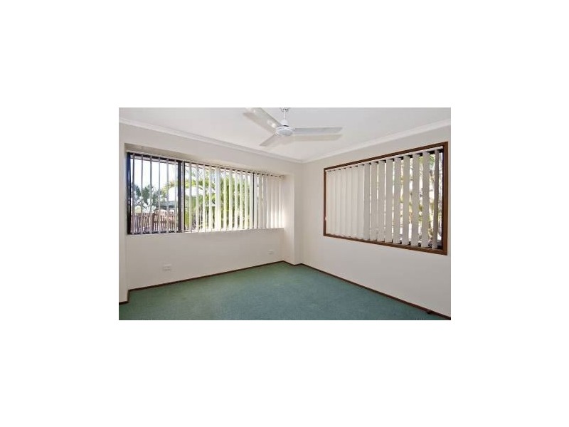 12 Rowsell Ct, Mount Warren Park QLD 4207