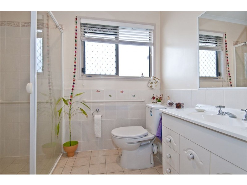 121/16 Holzheimer Rd, Bethania QLD 4205