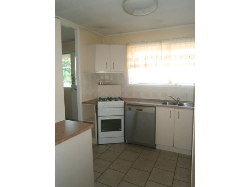 34 Jean St, Woodridge QLD 4114