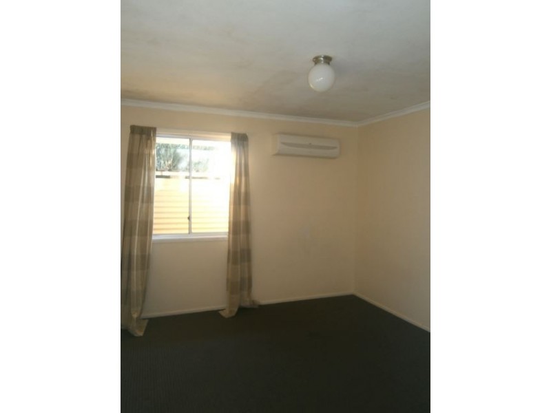 34 Jean St, Woodridge QLD 4114