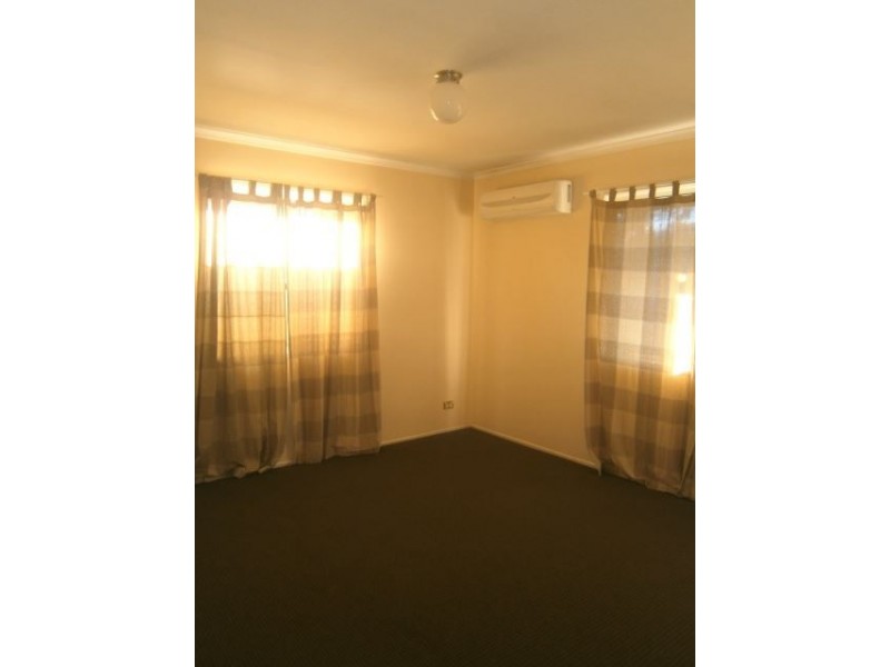 34 Jean St, Woodridge QLD 4114