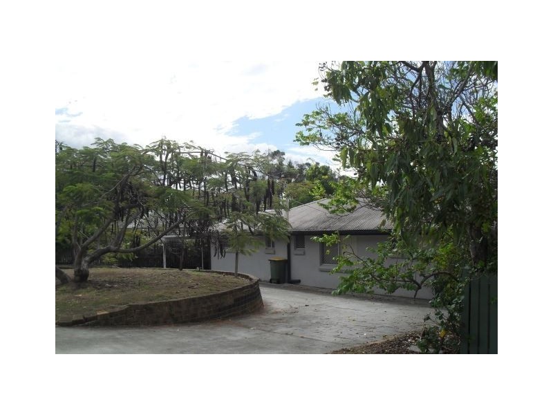 25 Saverin Street, Eagleby QLD 4207