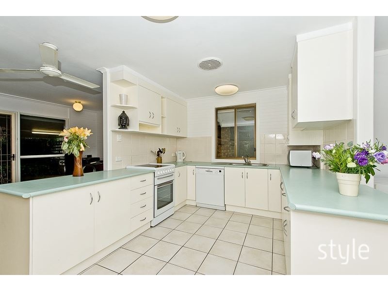 85 Natalie Road, Buccan QLD 4207