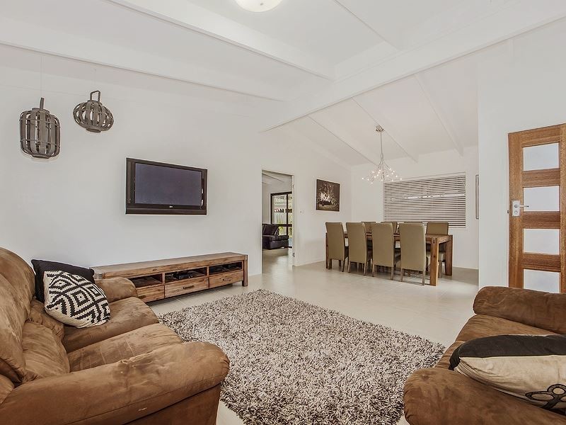 35 Colonsay Street, Middle Park QLD 4074
