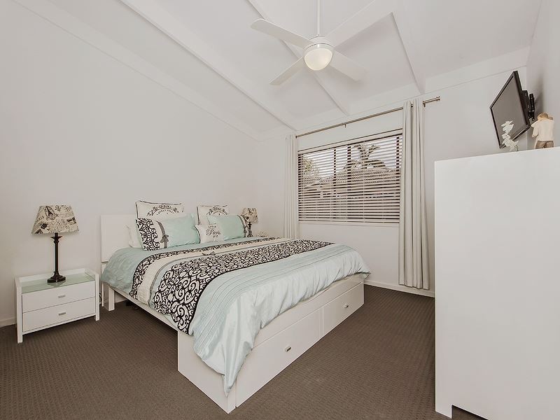 35 Colonsay Street, Middle Park QLD 4074