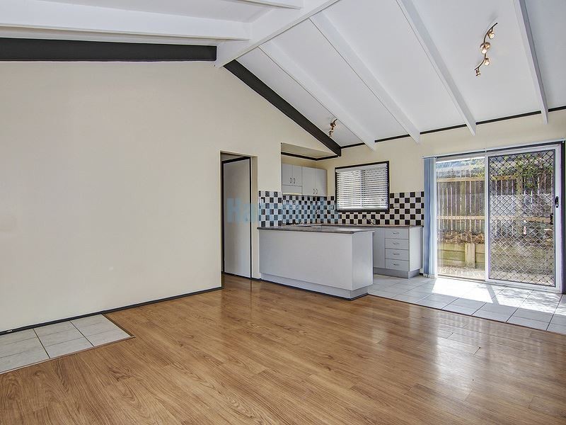 11 Tallagandra Road, Beenleigh QLD 4207