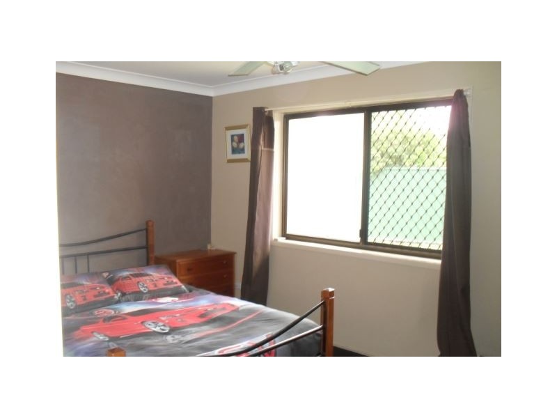 15 Glendevon Crescent, Mount Warren Park QLD 4207